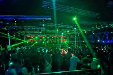 !tr_error=pl->oboz_mlodziezowy_zagraniczny!, WŁOCHY - Rimini - hotel Artide *** (14-18 lat), 2 parki - Mirabilandia i Mira Beach !