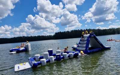 Obóz młodzieżowy, Piecki - kolonia "Mazurski Mixer" Mazurskie Chaty, 10 dni 10-14 lat