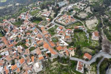 Maraton [11] Z Ayia Napa za srebrem, koronkami i Famagustą z odrobiną wina i oliwy